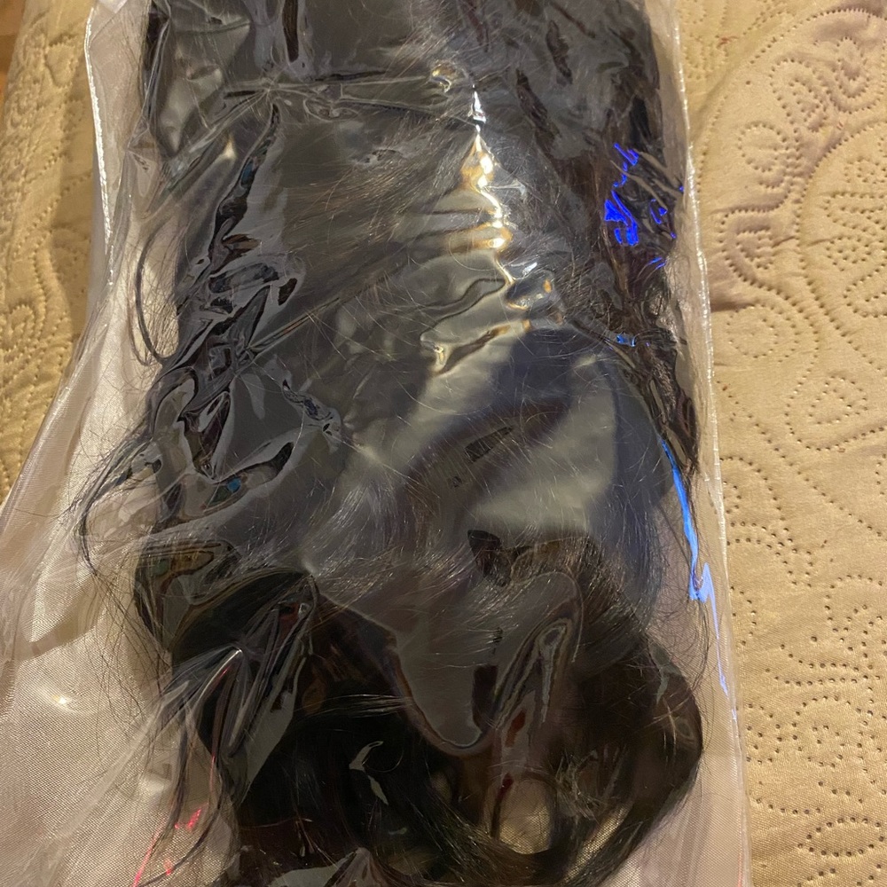 Wig - Picture 12 of 12